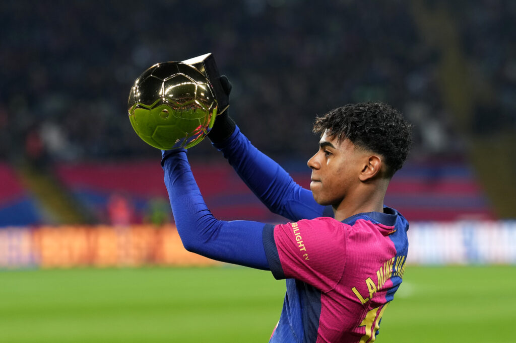 الشاي المغربي.. مواصفات مشروب لامين يامال المفضل